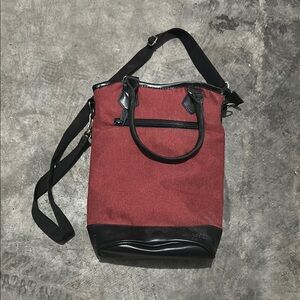 Red and Black Wine Bottle cooler bag